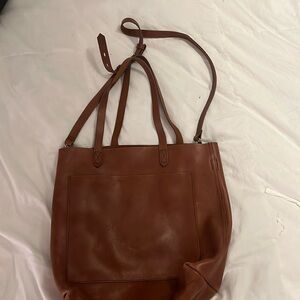 Brown leather Madewell bag. Shoulder or cross body straps.